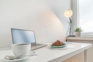 Legnicka Apartment Close to the City Center of Wroclaw by Rent like home Wroclaw