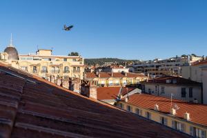 Appart cosy sur les toits du coeur de Nice - Clim