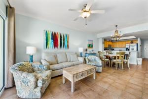 Crystal Shores West 905 by Youngs Suncoast