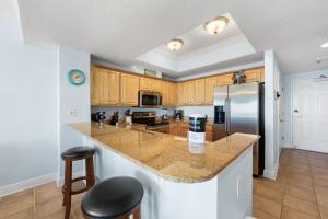 Crystal Shores West 905 by Youngs Suncoast