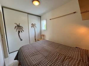 Maison de vacances climatisé, pour 4 pers, résidence securisee MAS DE LA PLAGE, terrasse Sud, 4 couchages - 250m de la plage de PORTIRAGNES PLAGE LRMP30