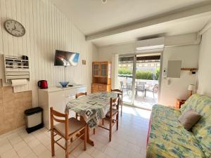 Maison de vacances climatisé, pour 4 pers, résidence securisee MAS DE LA PLAGE, terrasse Sud, 4 couchages - 250m de la plage de PORTIRAGNES PLAGE LRMP30