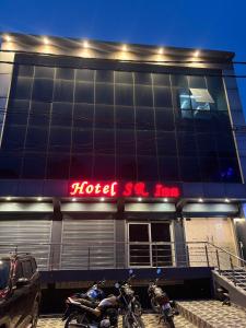 S R Hotel