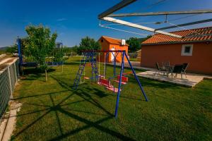 Family friendly house with a swimming pool Radosic, Zagora - 15891