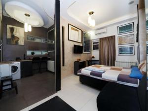 KennedyLux Apartment