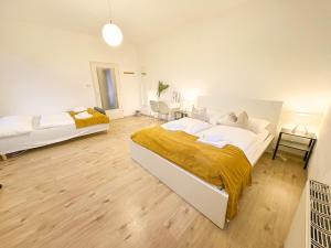 1 Bedroom Apartments, 18 minutes to the City Center, Smart TV