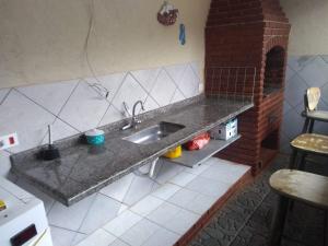 Casa ampla com piscina no Guarujá