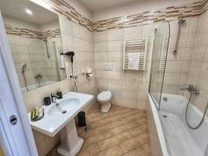 Residenze Serventi Longhi