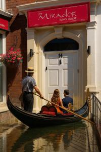 Spend this night in Venice whilst visiting Swansea