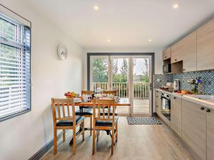 2 Bed in Westward Ho 95625