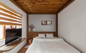 Hidden Gem Home 1 42 Hàng đào , Hà Nội