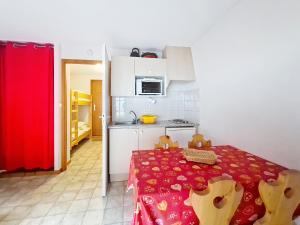 VIOLETTES VL2 TELECABINE & NATURE 4 Pers