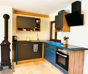 Waldhütte mit Weitblick