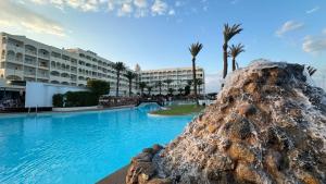 Evenia Zoraida Garden