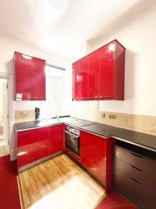 Top Rated Fitzrovia 2BR for 4