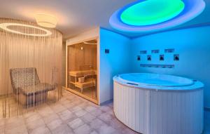 Villa Campi for 10 persons near Pula with large garden, private golf and tennis court, kids playground & wellness area