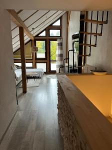 Hinterhaus im Elbhang in Dresden zw, Loschwitz und Pillnitz - Sächsische Schweiz