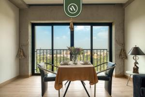 Stunning 1 BR Condo - Alameda Central - Downtown