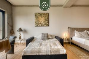 Stunning 1 BR Condo - Alameda Central - Downtown