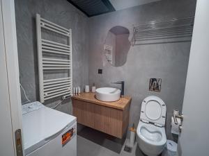 Xanthi City Center by EnP