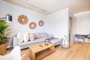 723 Riverlands - Lux 1 bedroom Apartment