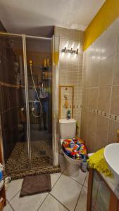 Le bleu des Vagues Ideal pour des vacances à 2 Face à la mer Wifi Parking privatif Clim