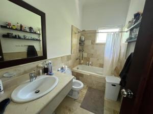 Condo with private bathroom 522