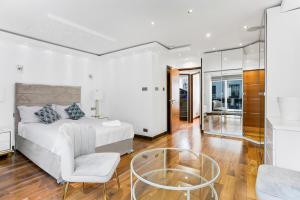 Phenomenal Hyde Park-Central London Home With Large Roof Terrace