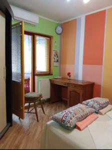 1BR Budget Apartment near Beach