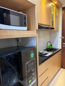 Modern 1BR with City & Sea View