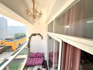 Paris Style Luxe Apartment In The Heart Of Noida