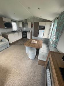 Ocean retreat at Skirlington coast