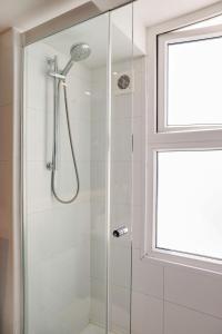 Experiencia de primera clase a pasos del Costanera