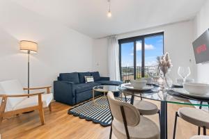 1BR Apartment with Gym Access Near ExCeL & Canary Wharf Long Stays