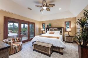 Tuscan Views with Country Vibes