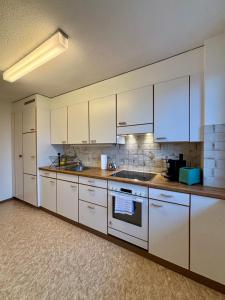 Live Zurich in Cozy Apartment