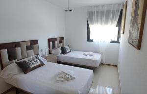 Las Marinas 8o con Vistas al Mar y Piscina by Vero