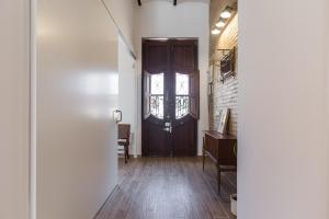 House near beach w-terrace