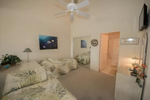 Beautiful 4 Bedroom Condo at Poipu Kai