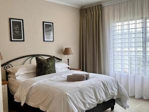 Modern 2 Bedroom Apartment near Carstenhof Hospital, Glen Austin