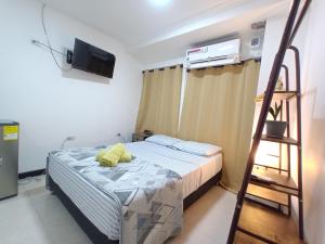 Confortable y Central Habitación a 1 cuadra de la playa y malecón