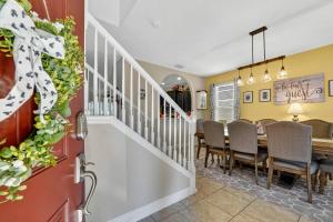 Outstanding Oakbourne - Disney Palace 5 BR Pool