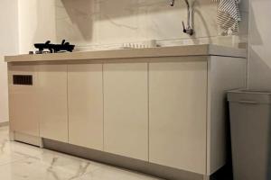 Spacious 2 Bedroom Apartment at Skyhouse BSD Kensington