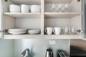 Blueground Murray Hill fitness center nr Bryant Park NYC-1939