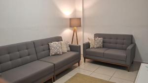 Sobrado Confortável para Família na Praia do Perequê Açú