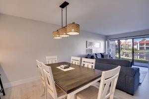 Sandy Cheeks by SeaBreeze Vacation