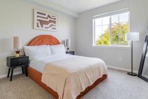 Blueground Santa Clara pool nr Central Park SFO-2067