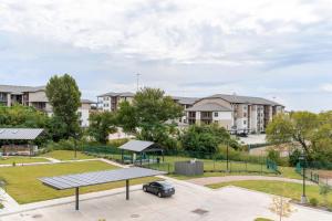 Blueground Scofield Farms pool nr Walnut Creek Park ATX-364