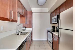 Blueground Rancho Palos Verdes pool nr Point Vicente Lighthouse LAX-1429