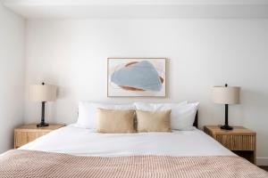 Blueground Hillcrest pool nr Balboa Park SAN-56